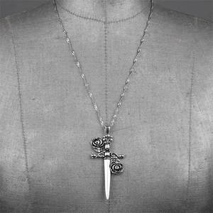 RUTHLESS. Dagger & Roses Necklace - Silver