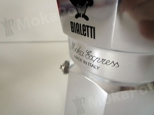 Bialetti Moka Express на 2 чашки 1168 (100мл)