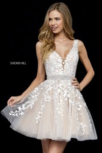 Sherri Hill Ivory/Nude 2018 Floral Appliques Tulle Homecoming Dresses 52157