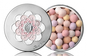 Guerlain пудра в шариках в оттенке 3 medium