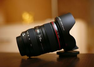 Canon EF 24-105mm f4 L