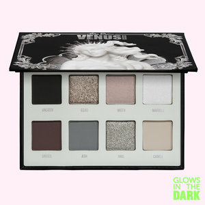 venus immortalis eyeshadow palette