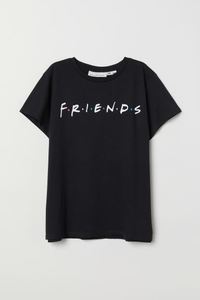 черная футболка friends