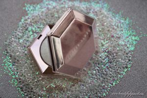 Fenty Beauty Diamond Bomb