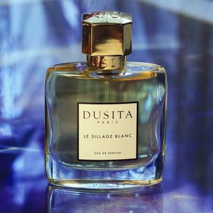 Le Sillage Blanc Dusita