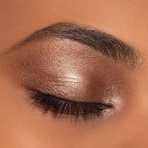 bronze eyeshadow