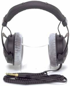 Закрытые наушники Beyerdynamic DT 770 PRO