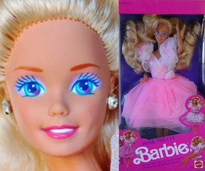 Home Pretty Barbie 1991