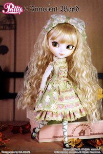 Pullip Tiphona