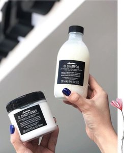 Davines Essential Haircare OI Shampoo