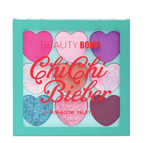 Eyeshadow palette Chichi Bieber