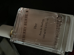 Burberry her розовые