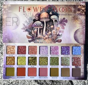 Палетка Flower Moon Eyeshadow Ensley Reign