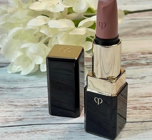 Cle de Peau Lipstick - Bamboo color 1 Bamboo