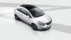 Opel Corsa: Black & white