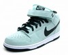 sb dunk mid pro