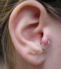 tragus piercing