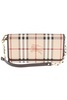 Clutch Burberry (любой, но их фирменной расцветки)