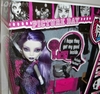 Monster High Spectra Vondergeist Picture Day