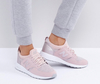 Розовые кроссовки New Balance