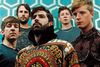 Сходить на концерт Foals