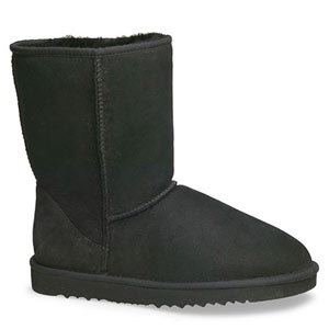 black uggs