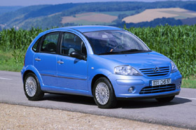 Citroen C3 голубого цвета