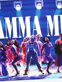 сходить на Mamma Mia!