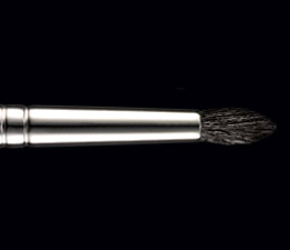 Mac 226 Small Tapered Blending Brush