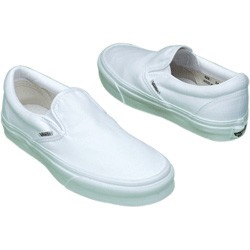 VANS Classic Womens Slip-Ons