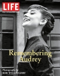 книга "Remembering Audrey. Great Photographers Series"