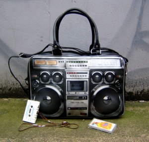 сумка Ghetto Blaster из магазина Республика