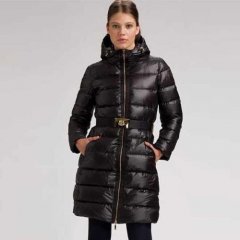 Пуховик Moncler