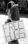 Поучаствовать в "Free Hugs"