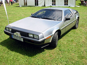 автомобиль-мечта De Lorean DMC-12