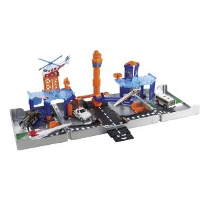 Mattel Matchbox Pop Up Deluxe Airport Adventure Set