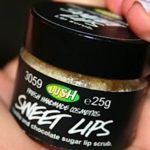 lush sweet lips scrub