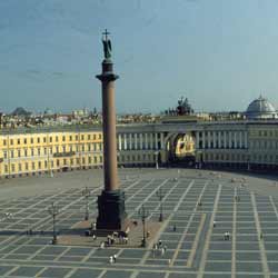 в Санкт-Петербург