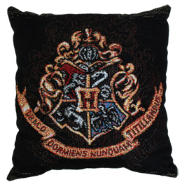 HOGWARTS CREST WOVEN PILLOW