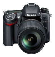 Nikon D7000 kit 18-105