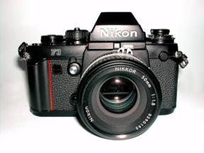 Nikon F3 или FA