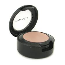 MAC Studio Finish Concealer NC20