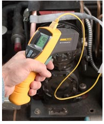 термометр (пирометр)  Fluke 561