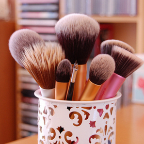 clear cup for brushes