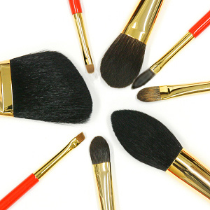 кисть Hakuhodo J528 Highlighter Brush C