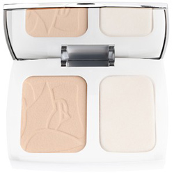 LANCOME ТОНАЛЬНОЕ СРЕДСТВО TEINT MIRACLE COMPACT