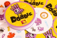 настольная игра Доббль (Dobble или Spot It!)