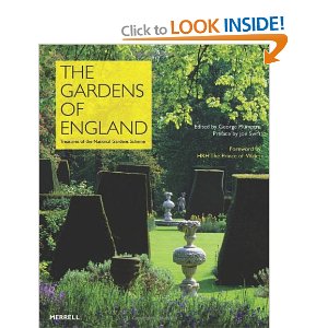 Книга The Gardens of England