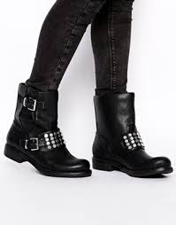 biker boots