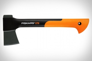 туристический топор Fiskars x7